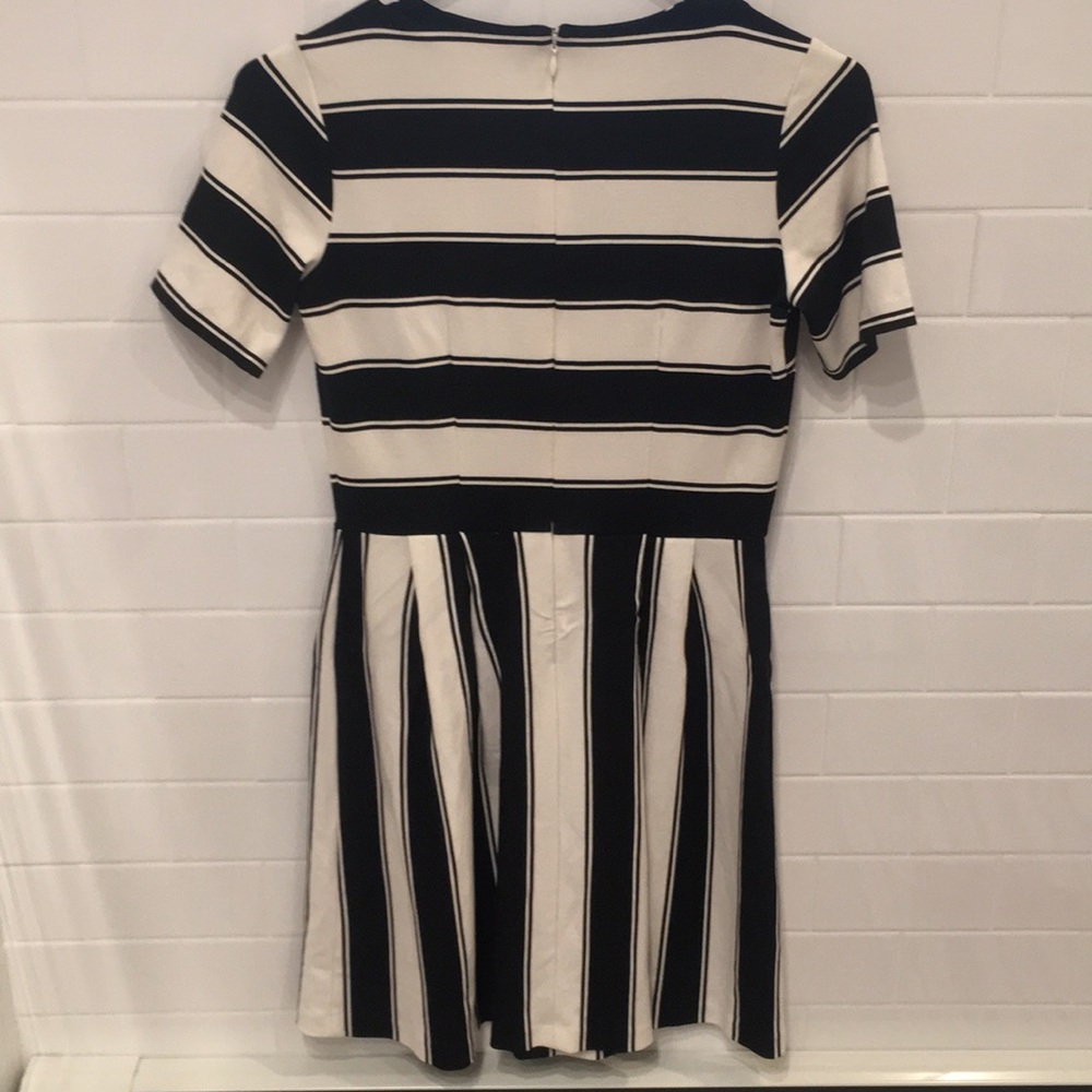 Petite Loft dress - Picture 2 of 3